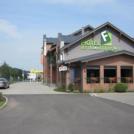 Liptovský Hrádok F - Team Hotel מראה חיצוני תמונה