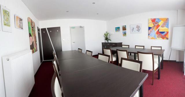 Liptovský Hrádok F - Team Hotel מראה חיצוני תמונה