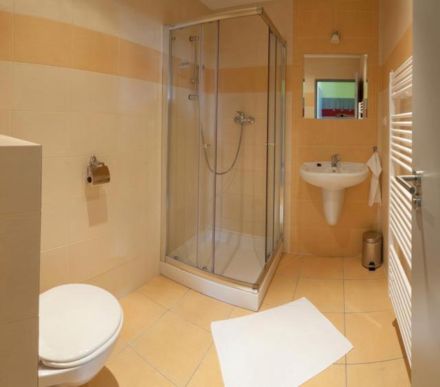 Liptovský Hrádok F - Team Hotel חדר תמונה