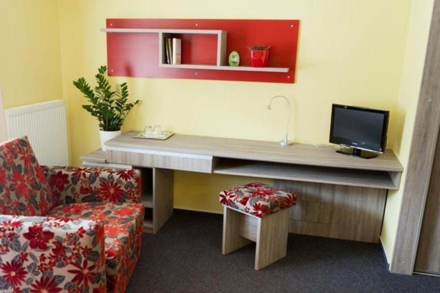 Liptovský Hrádok F - Team Hotel חדר תמונה