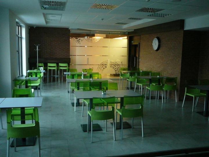 Liptovský Hrádok F - Team Hotel מראה חיצוני תמונה